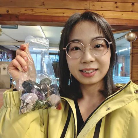 Jiajia Chen