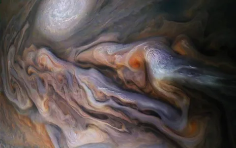 Enhanced Image by Gerald Eichstädt and Sean Doran (CC BY-NC-SA)/NASA/JPL-Caltech/SwRI/MSSS